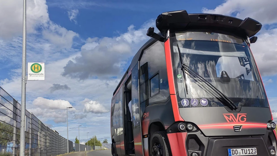 Buses without human drivers - would you get on board? - RST - TU Dortmund