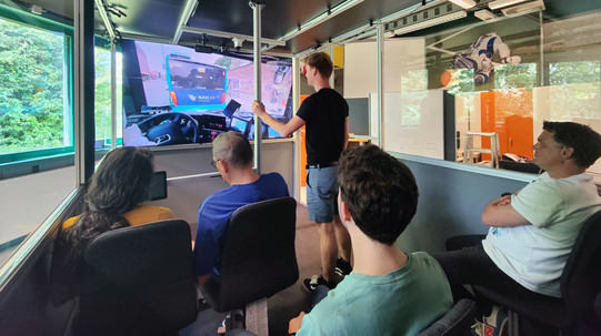 Innenansicht des Bus Emulators