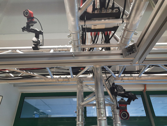 Motion Capture Kameras an Traverse